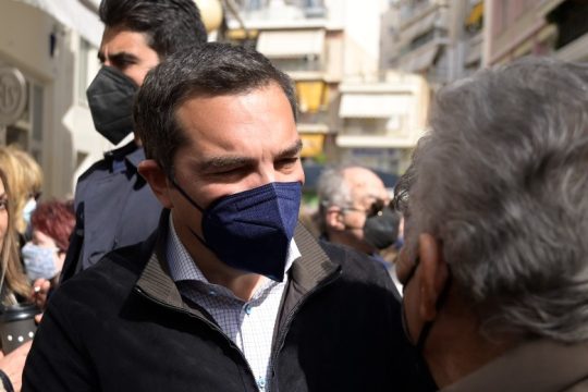 Οι επιλογές Μητσοτάκη πολλαπλασίασαν την κρίση ακρίβειας