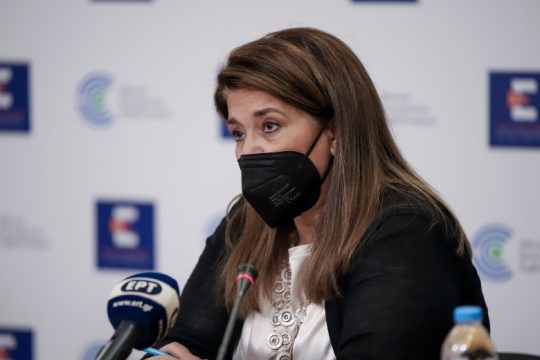 Σαφής η αποσύζευξη κρουσμάτων από τους σκληρούς δείκτες της πανδημίας