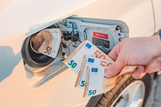 Ούτε μισό… ρεζερβουάρ το όφελος στα καύσιμα