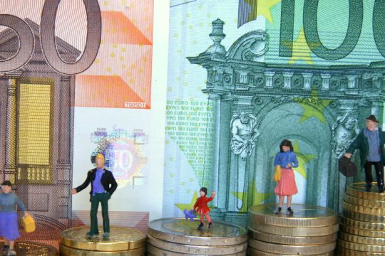 Στο 5,8% ο πληθωρισμός στην Ευρωζώνη τον Φεβρουάριο
