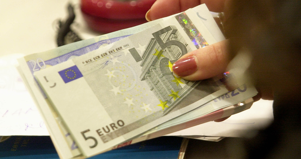 Η τράπεζα πέρασε για… ολιγάρχη την άνεργη Ρωσίδα