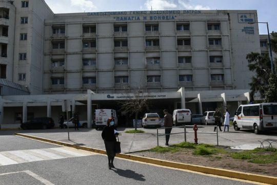 Θρήνος στο Αγρίνιο με το θάνατο αγοριού 2,5 χρονών που κατάπιε φασόλι