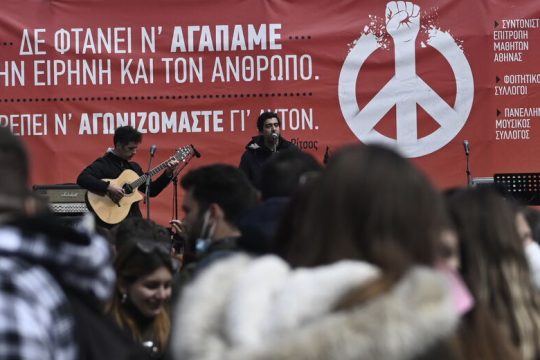 Ποιοι τελικά μιμούνται τον Πούτιν