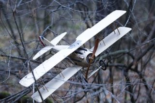 Ζώνες απαγόρευσης πτήσεων: αποικιοκρατία με φτερά