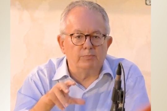 Η παρακαταθήκη ενός διανοητή…