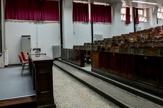 Ολοταχώς προς νέα μείωση εισακτέων και συρρίκνωση των Πανεπιστημίων!