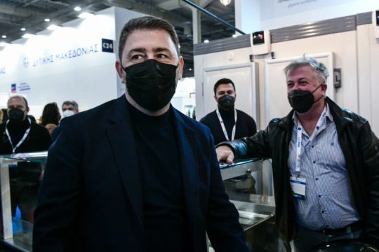 Ανδρουλάκης: Αδιανόητο ο Μητσοτάκης να μη μιλά για κερδοσκοπία