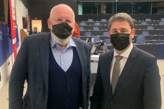 Ανδρουλάκης: Ενιαία πολιτική άμυνας και ενεργειακή αυτονομία