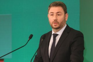 «Οπορτουνισμός Μητσοτάκη, δεν θα γίνουμε σωσίβιο της Ν.Δ.»