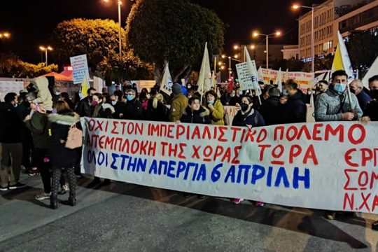 Στη Σούδα το αεροπλανοφόρο «Τρούμαν», στους δρόμους οι Κρητικοί
