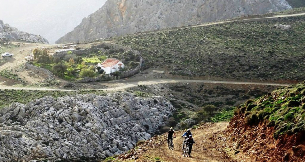 Το νέο υβριδικό Πανεπιστήμιο των Αστερουσίων Ορέων με τη σφραγίδα της UNESCO