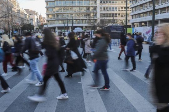 Πτωτική τάση στο ιικό φορτίο στα λύματα Αττικής, οριακή αύξηση στη Θεσσαλονίκη