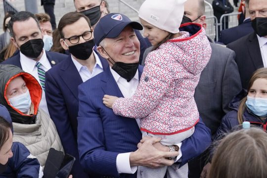 Οι γλωσσικές «βόμβες» του προέδρου