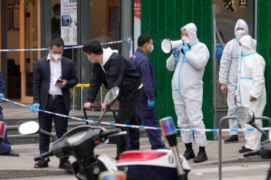 Σε lockdown 9 εκατ. άνθρωποι στην Κίνα λόγω αύξησης κρουσμάτων Covid-19