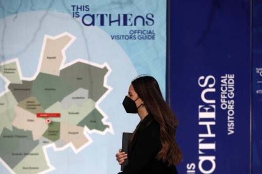«Καρφιά» του ΠΟΥ για την άρση των περιοριστικών μέτρων (και) στην Ελλάδα
