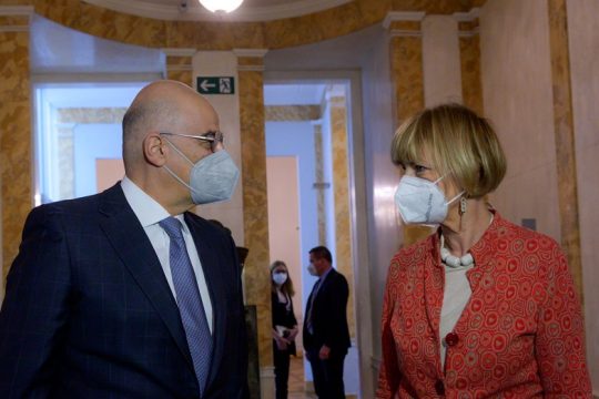 Μεγάλη ανησυχία για τη Μαριούπολη