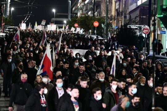 Μαζικό και δυναμικό το αντιπολεμικό συλλαλητήριο στον Πειραιά