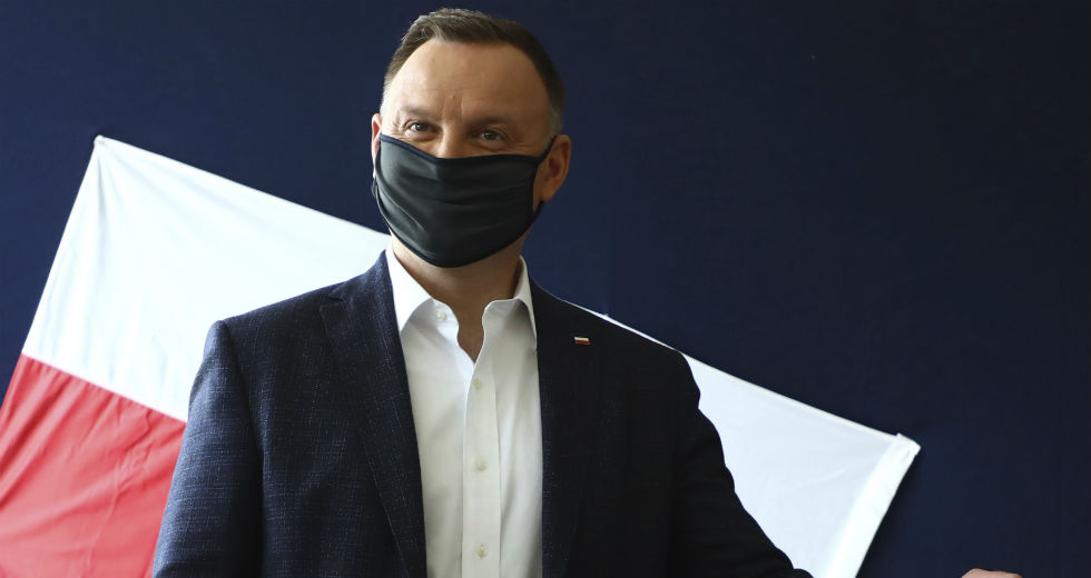 Περιπέτεια στον αέρα για τον πρόεδρο της Πολωνίας