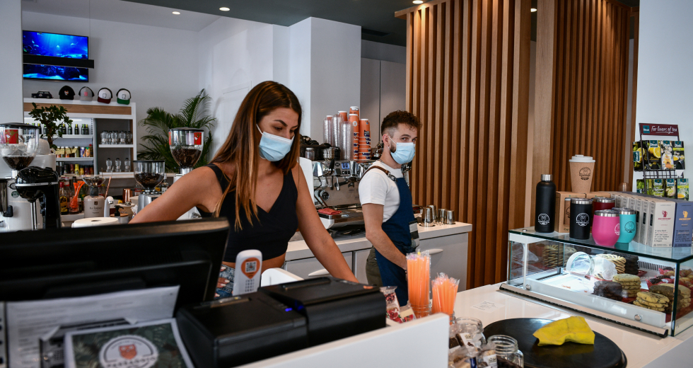 Στην τελική ευθεία το διάπλατο άνοιγμα της χώρας