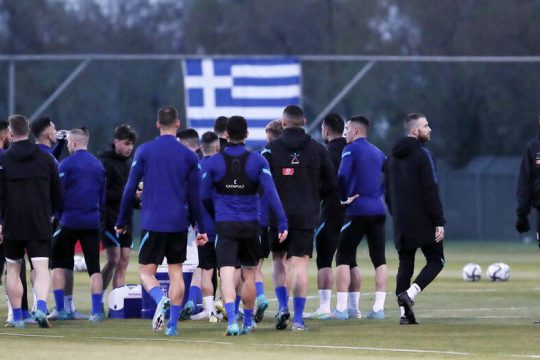 Πρεμιέρα με απουσίες στην Εθνική
