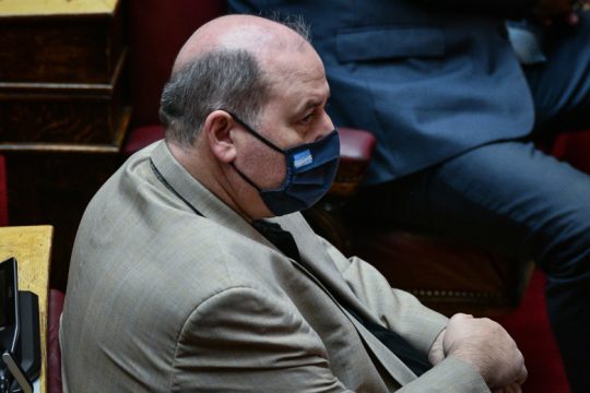 Συρρίκνωση στη συρρίκνωση και κρίση στην κρίση η κυβερνητική πολιτική και στην Τριτοβάθμια