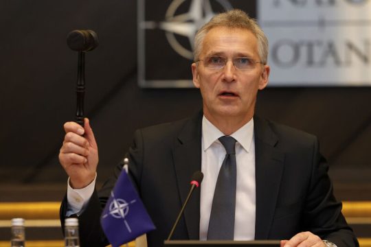 «Αστακός» το ΝΑΤΟ, αλλά μακριά από Ουκρανία
