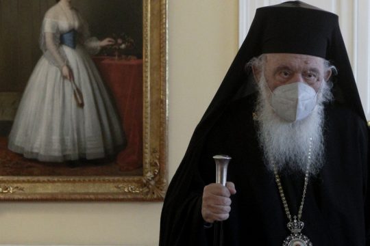 O Ιερώνυμος καλεί τον Κύριλλο της Ρωσίας να γίνει ειρηνοποιός
