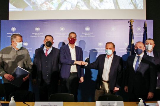 Φιέστα Καραμανλή – Μπακογιάννη για επτά σταθμούς της γραμμής 4 του μετρό