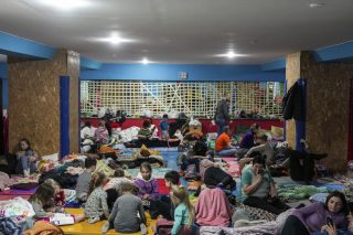 Μέρες αγωνίας ζουν  οι Ελληνες ομογενείς