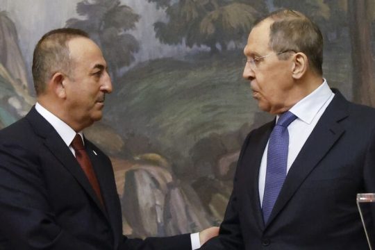 Η Τουρκία θέλει ρόλο εγγυήτριας δύναμης