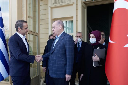 Η κρίση στην Ουκρανία τους… φέρνει πιο κοντά
