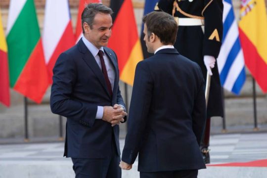 Μακρόν – Μητσοτάκης συμφώνησαν η Ελλάδα να συμμετάσχει σε πιθανή ανθρωπιστική επιχείρηση στη Μαριούπολη