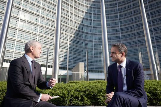 «Προσοχή» στις συνέπειες των κυρώσεων συστήνει ο πρωθυπουργός