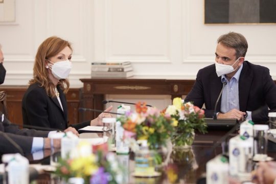 Συνάντηση Μητσοτάκη με το νέο προεδρείο της Ένωσης Εφοπλιστών