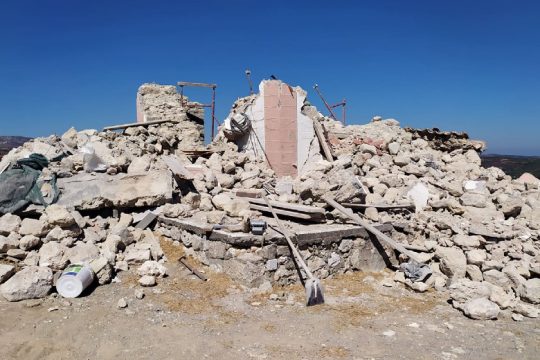 Ανοικοδομείται ο ναός του Προφήτη Ηλία που κατέρρευσε από τον σεισμό