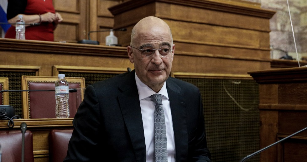 «Βοηθώντας την Ουκρανία, προβάλλουμε αυτό που πιστεύει το σύνολο της ελληνικής κοινωνίας»