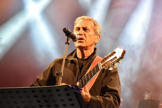 Γ. Νταλάρας: Είμαι με τα θύματα του πολέμου και δεν θα συμμετέχω σε κανένα πολιτικό παιχνίδι
