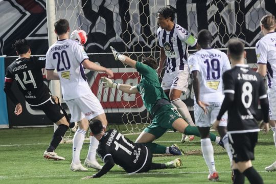 Στα πλέι οφ ο ΟΦΗ, πρώτη ήττα για Ολυμπιακό