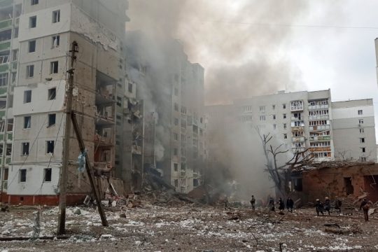 «Ανθρωπιστικοί διάδρομοι» με όλα τα πολεμικά μέτωπα ανοιχτά