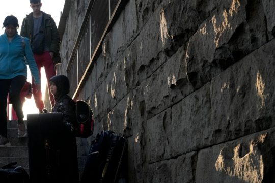 Ελπίδες προσέγγισης ενώ σφίγγει ο κλοιός για ουκρανικές πόλεις