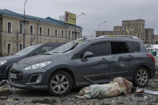 Διάλογος επί πτωμάτων…