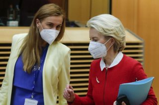 Eυρωομόλογο-μαμούθ για ενέργεια και εξοπλισμούς