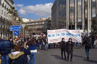 Λαϊκιστές χωρίς ωράριο