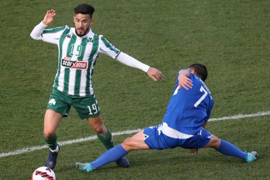 Ο Βιγιαφάνιες δείχνει τον δρόμο