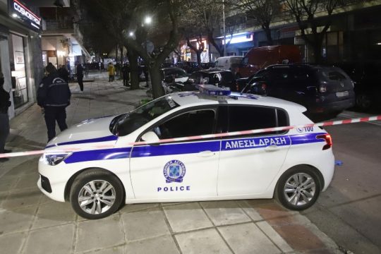 Πυροβόλησε την πρώην σύντροφό του και μετά αυτοκτόνησε