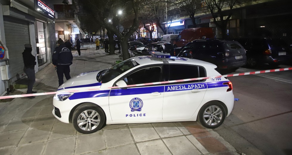 Πυροβόλησε την πρώην σύντροφό του και μετά αυτοκτόνησε