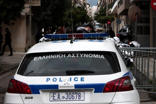 Κινηματογραφική ληστεία χρηματαποστολής στο Παγκράτι