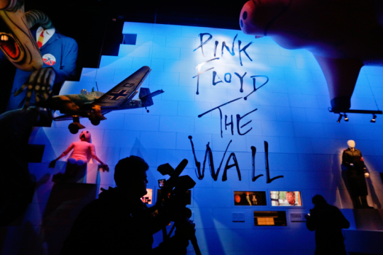 Οι Pink Floyd αφαιρούν τις ηχογραφήσεις τους από ρωσικές και λευκορωσικές πλατφόρμες