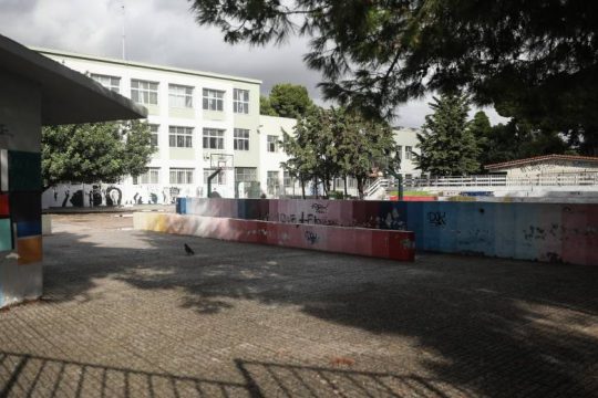 Αναβολή στη δίκη καθηγητή που παρενοχλούσε μαθήτρια στη Θεσσαλονίκη
