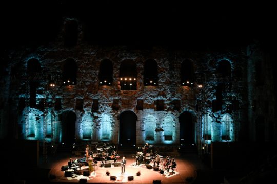 Μουσική πανδαισία στο Ηρώδειο με Patti Smith, Godspeed You! Black Emperor και άλλους πολλούς